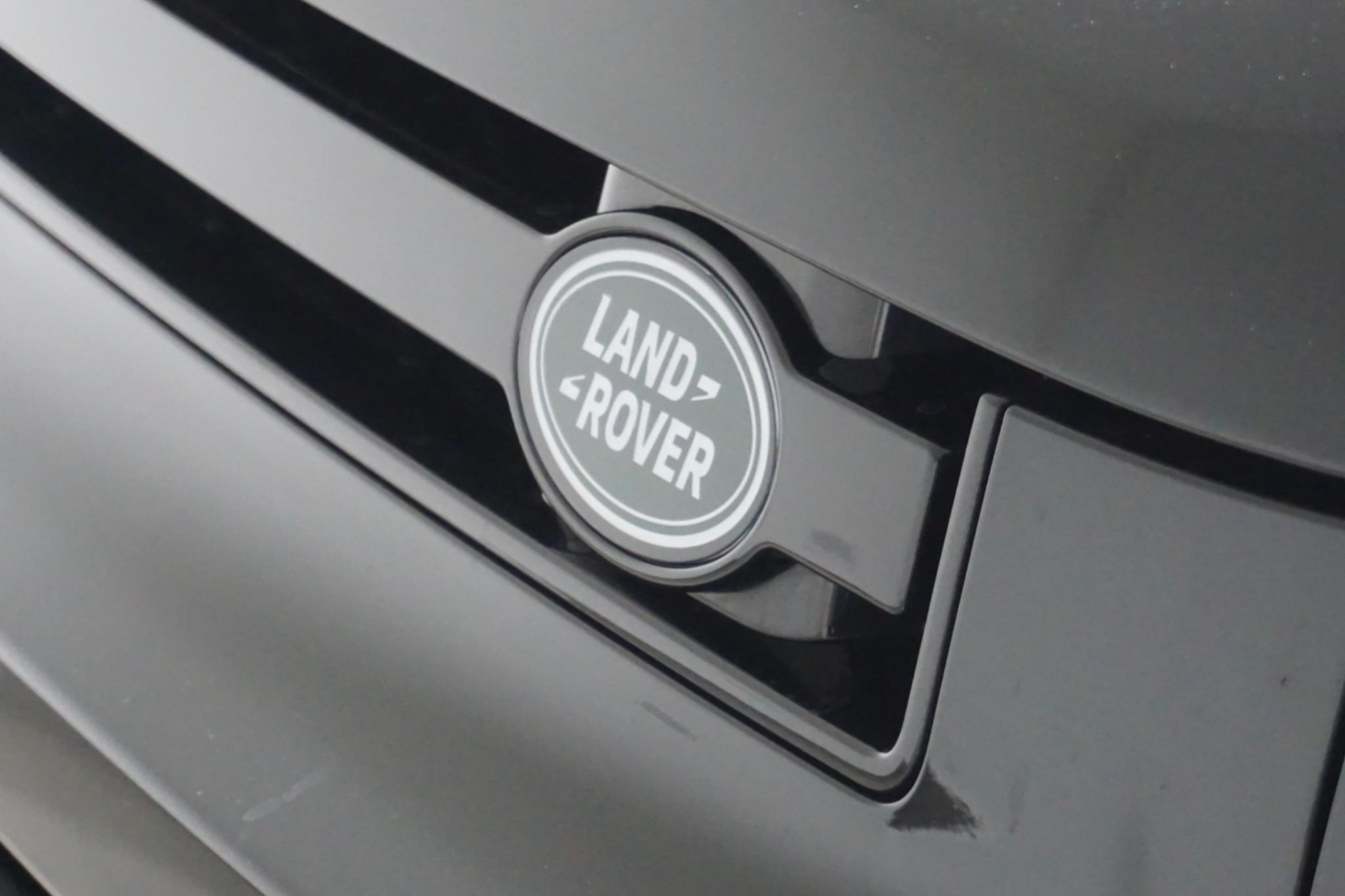Land Rover Defender 110 2.0 SD4 HSE Auto 4WD Euro 6 (s/s) 5dr